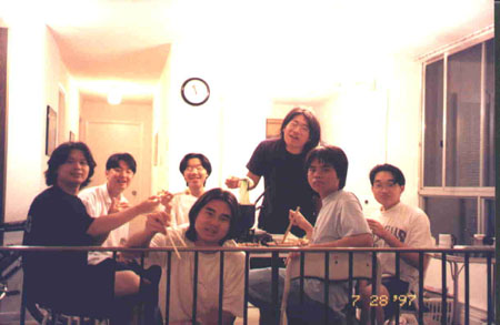 friends.jpg (36527 bytes)